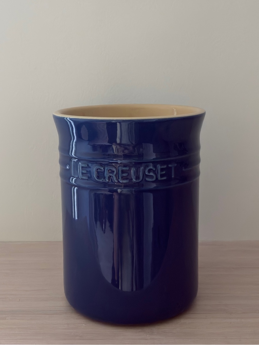 Le Creuset ustentil holder